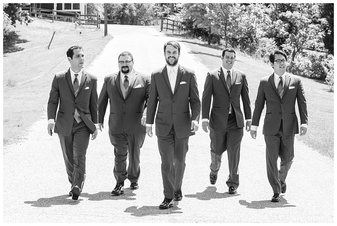 Kinder Farm Wedding Photos | Aaron Haslinger Photography