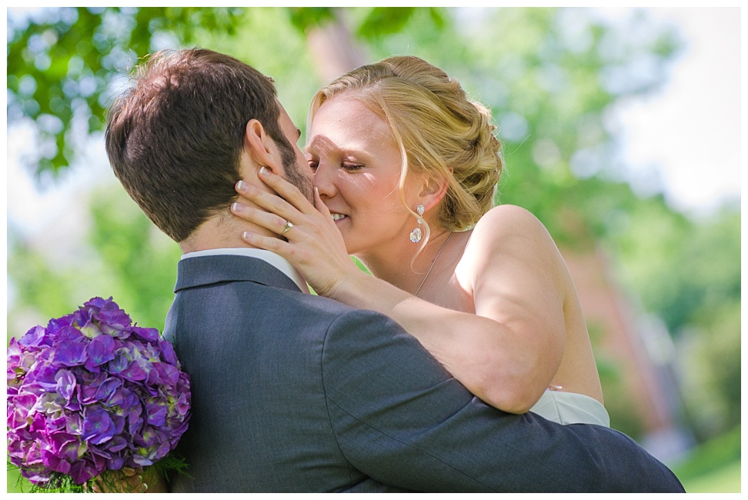 Kinder Farm Wedding Photos | Aaron Haslinger Photography