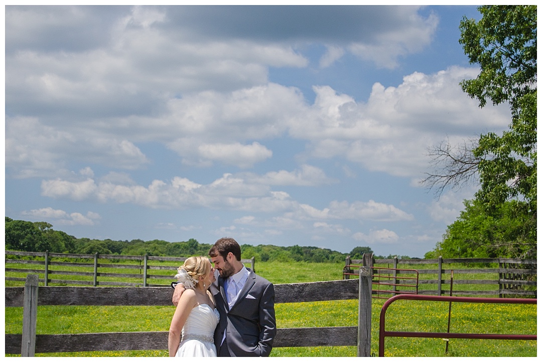 Kinder Farm Wedding Photos | Aaron Haslinger Photography