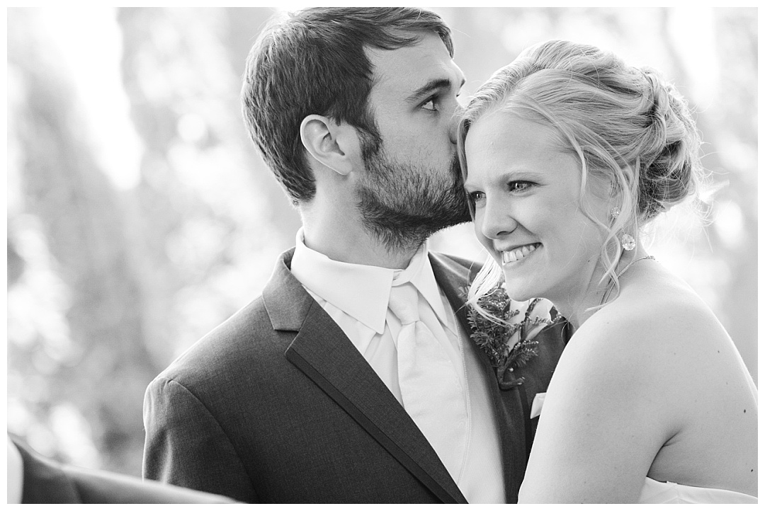 Kinder Farm Wedding Photos | Aaron Haslinger Photography