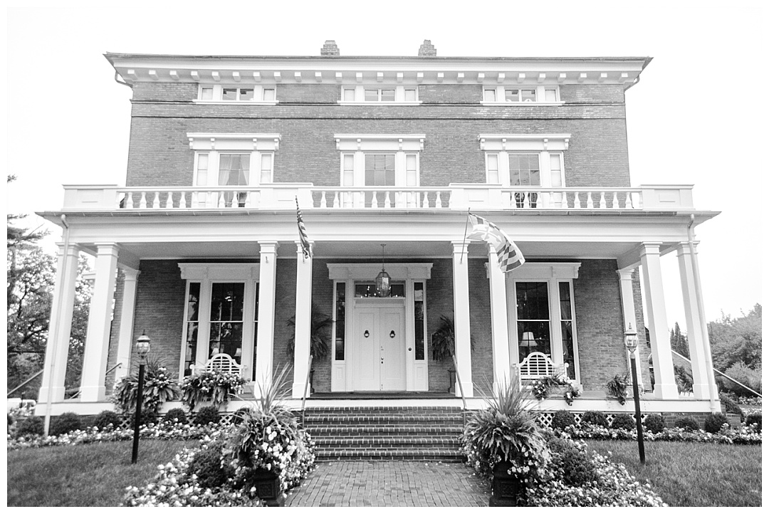 Antrium 1844 Wedding Photos | Aaron Haslinger Photography