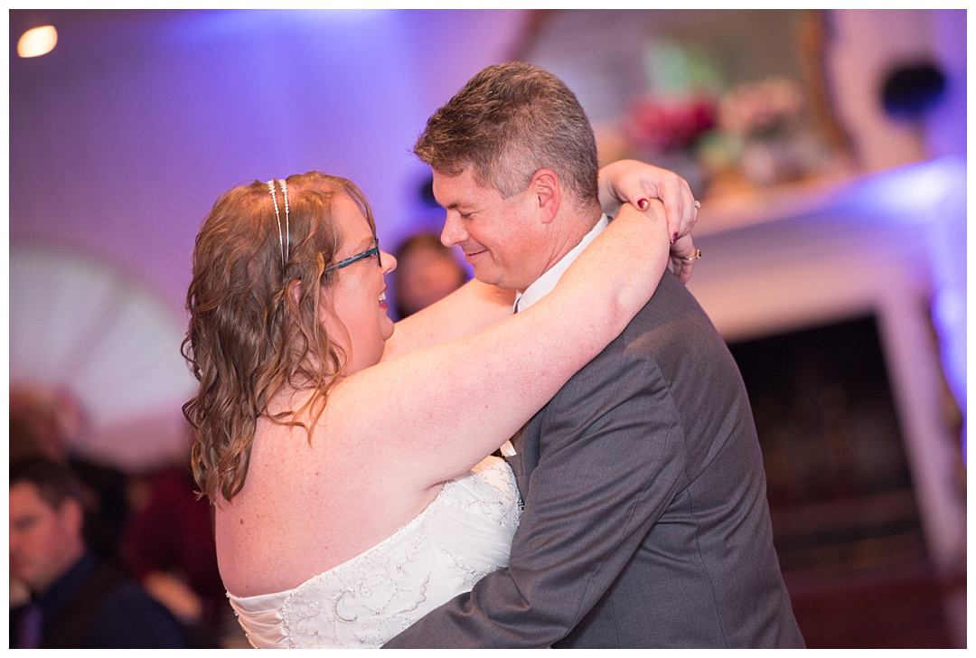 bride and groom first dance