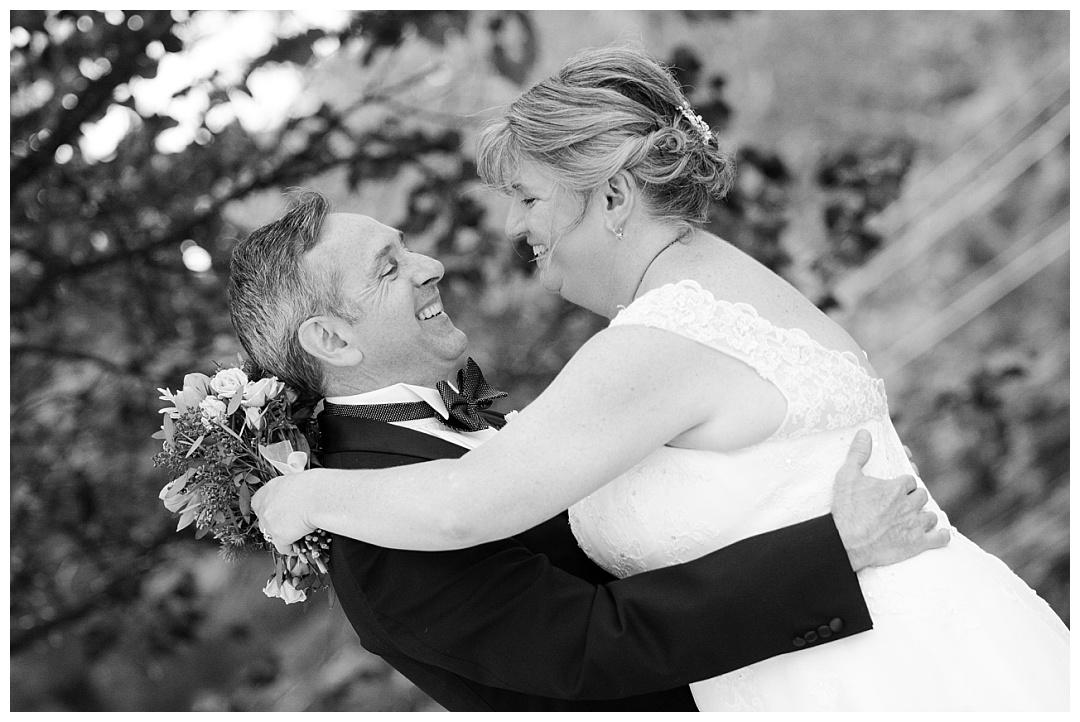 bride and groom wedding photo