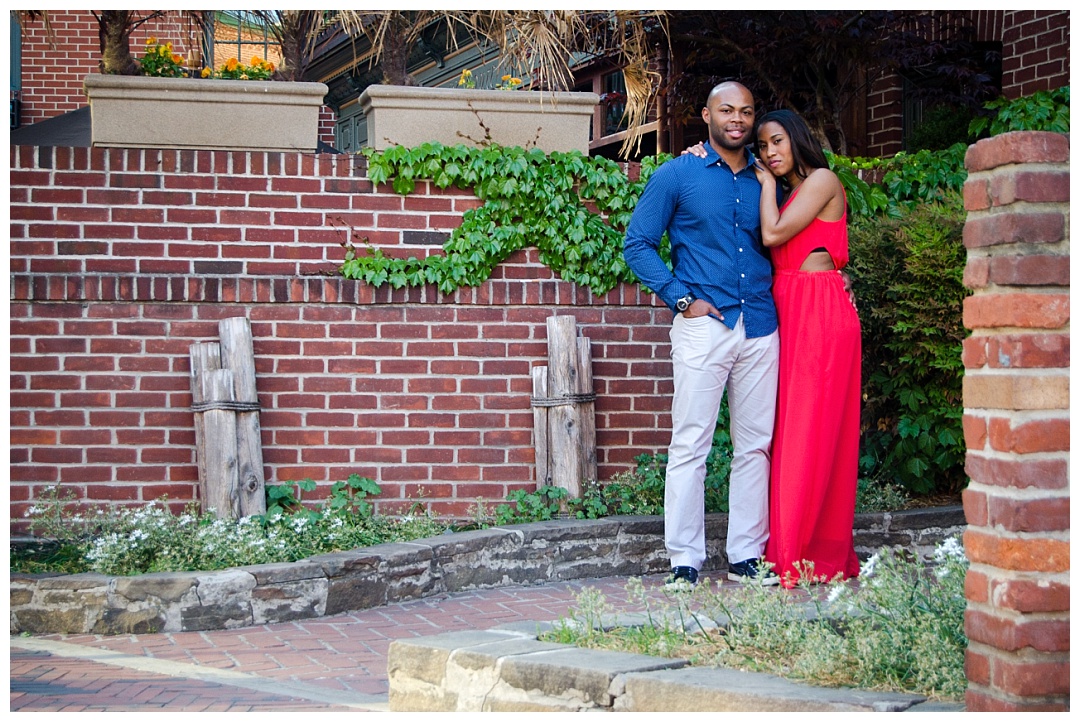 Fells Point Engagement Photos | Aaron Haslinger Photography