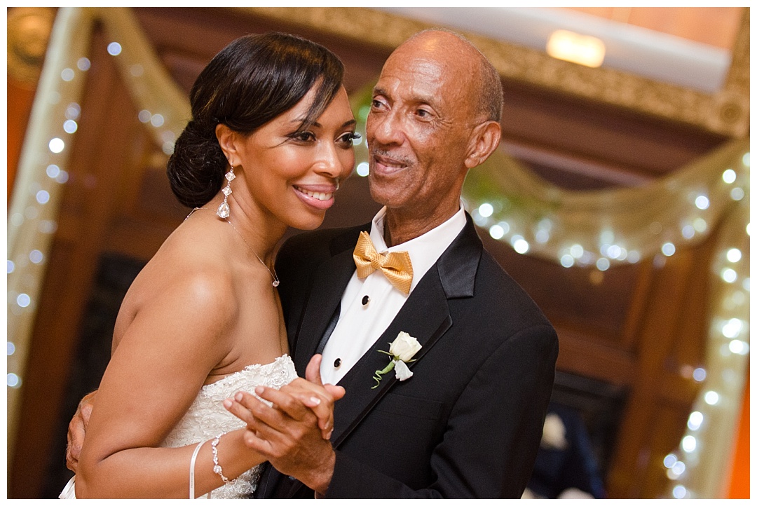 Overhills Mansion Wedding Photos | Aaron Haslinger Photography