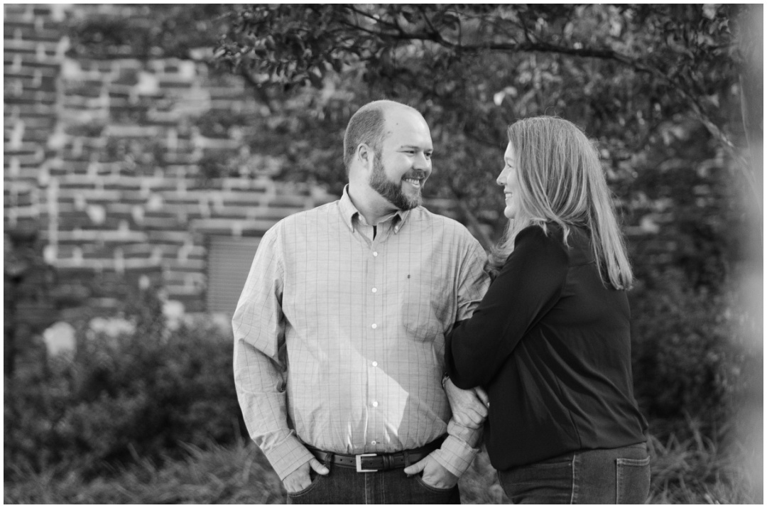 Fells-Point-engagement-photos